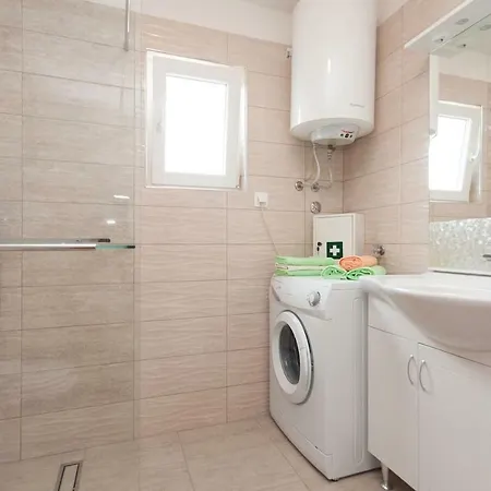 Apartment Apartman Anemona *