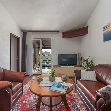 Apartment Apartman Anemona *